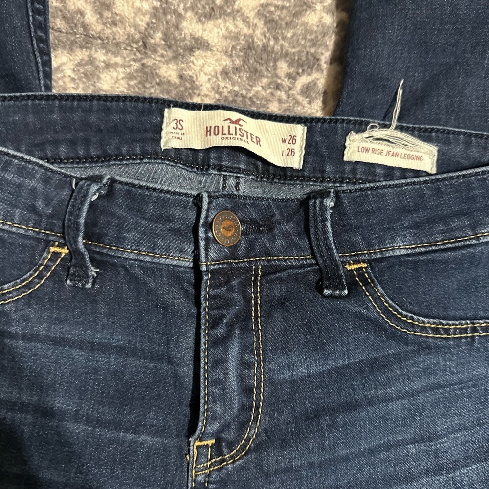 Hollister jeans